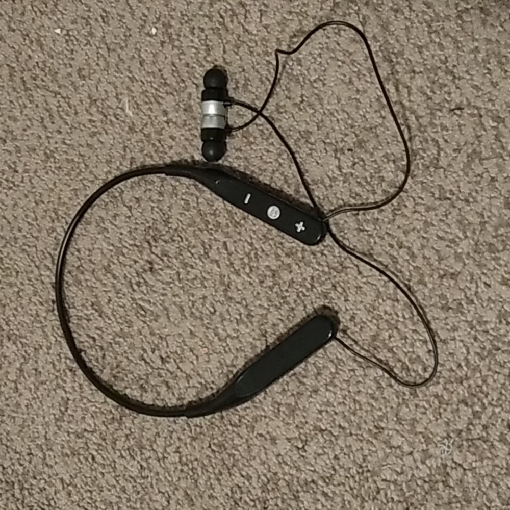 Vivitar wireless headset